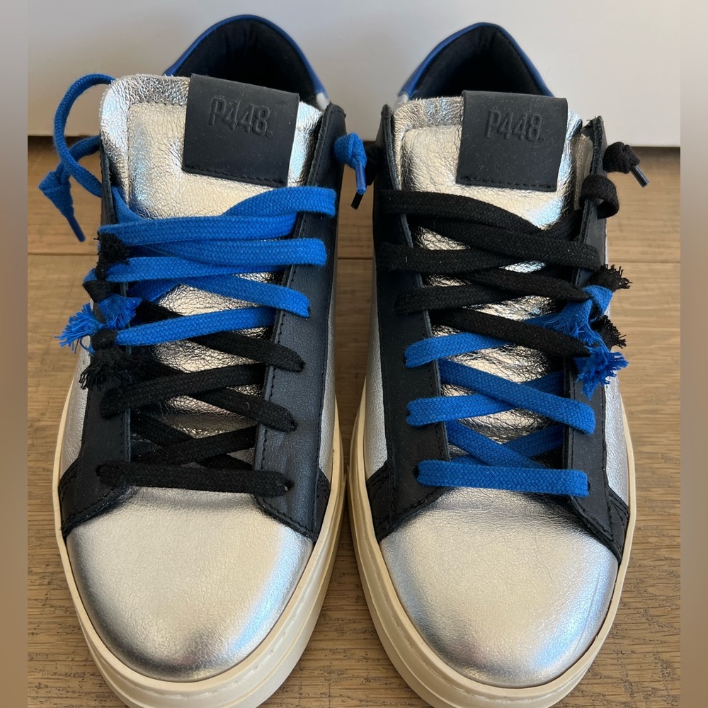 BNWT P448 made in Italy genuine leather.  Silver black blue.  Size 39